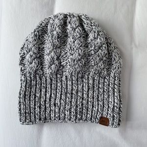 Salt and pepper roots beanie